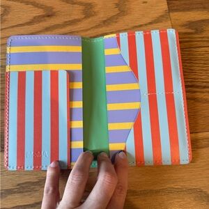 Dusen Dusen Recycled Leather Passport Case (MOMA Exclusive)